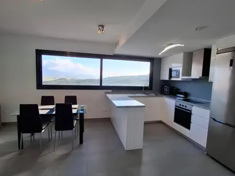 Apartamento en Urbanización Brisas II