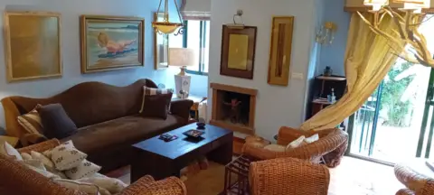 Chalet adosado en Urbanización de Marina Casares