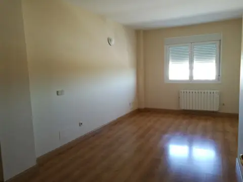 Piso en calle Sorolla, nº 8