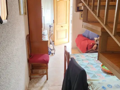 Casa pareada en calle Padre Picazzo