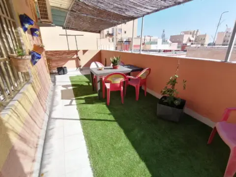 Piso en La Chanca-Pescadería