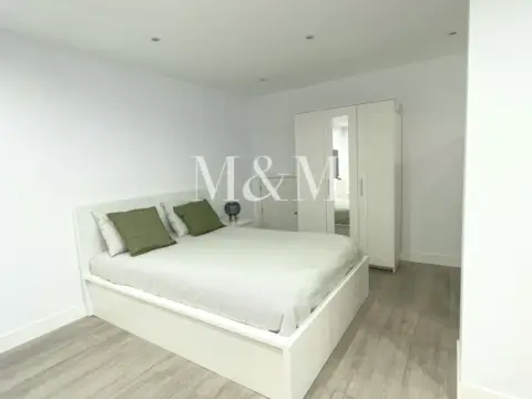 Estudio en calle de Uruguay