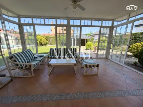 Chalet en Núcleo Urbano