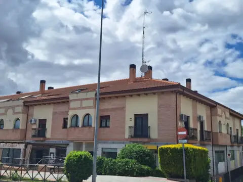 Dúplex en Centro-Urbanización El Bosque