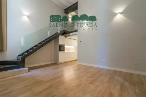 Dúplex en calle Puerta del Osario