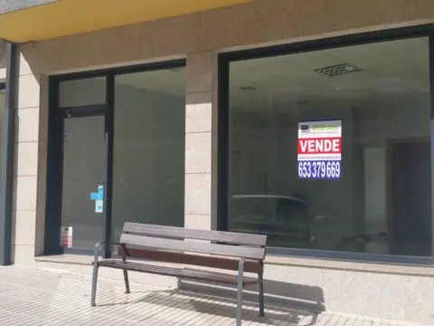 Local comercial en calle de la Estación
