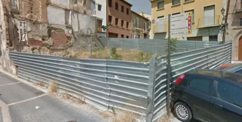 Terreno en calle de los Hornos