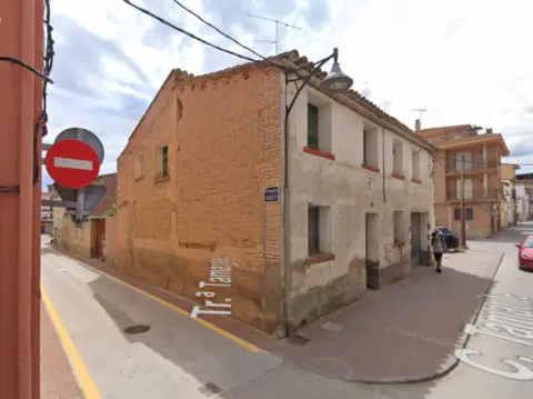 Casa en calle Tamarite