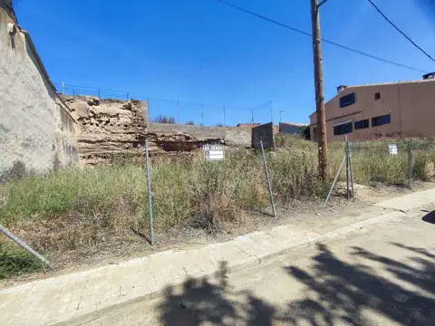 Terreno en Plaza de Joaquín Costa