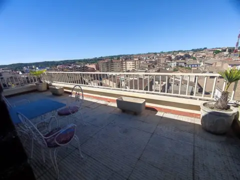 Ático en calle de la Corona de Aragón