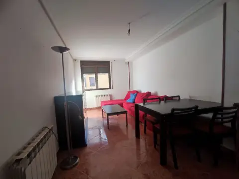 Piso en calle de la Virgen del Pueyo