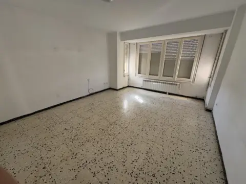 Piso en Carrer de Ramón y Cajal