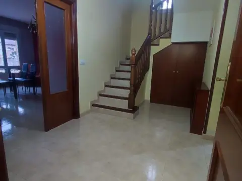 Casa adosada en calle San Jorge