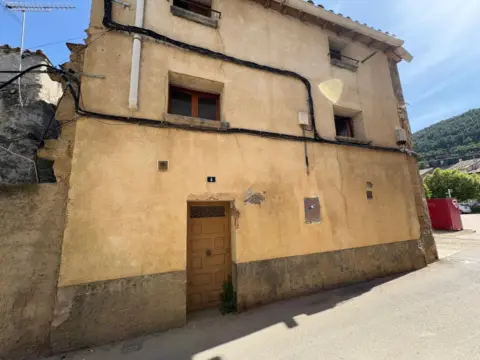 Casa en calle de Ramona Cinto