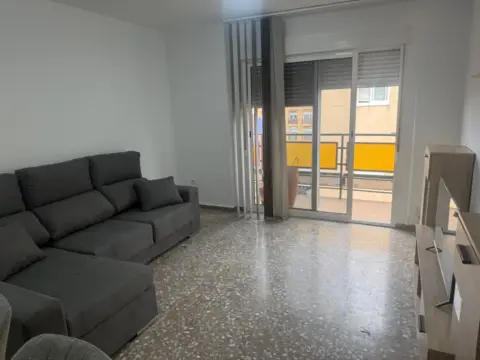 Piso en Huerta de la Reina-Arruzafilla-Parque Figueroa-Noreña