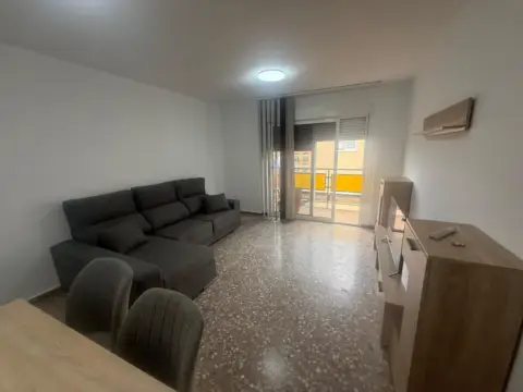 Piso en Huerta de la Reina-Arruzafilla-Parque Figueroa-Noreña