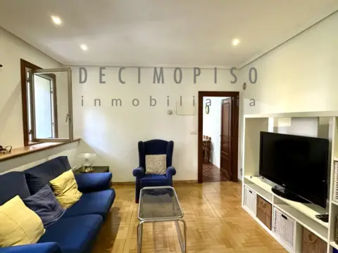 Piso en calle de la Escolta Real
