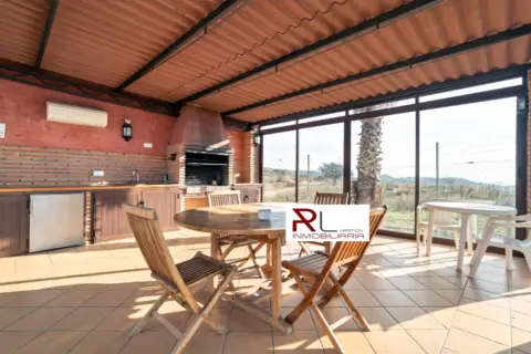 Chalet rústico en Estación de Cártama