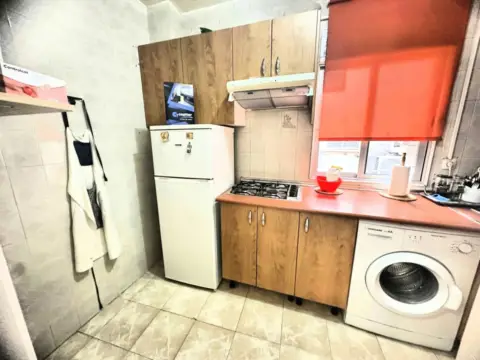 Piso en calle de las Flores, 1