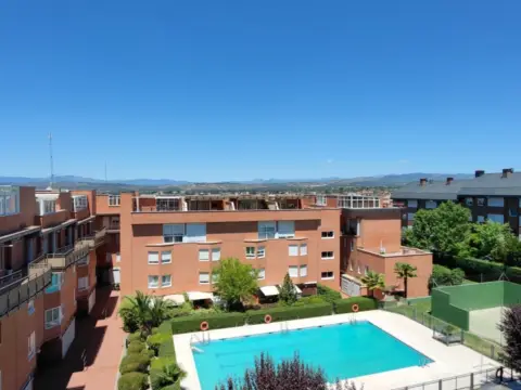 Dúplex en calle de Jacinto Benavente, 12