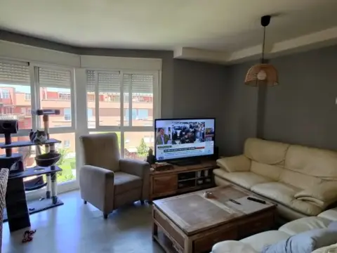 Dúplex en calle de Jacinto Benavente, 12