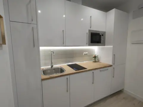 Piso en calle de Relatores, 10