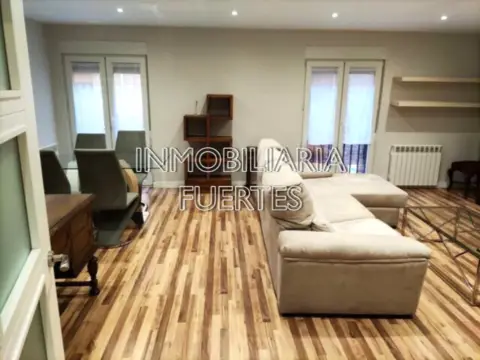 Piso en calle de la Paloma