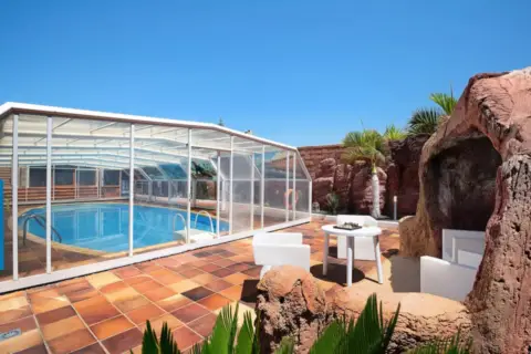 Chalet pareado en calle Playa De La Cruz, 32