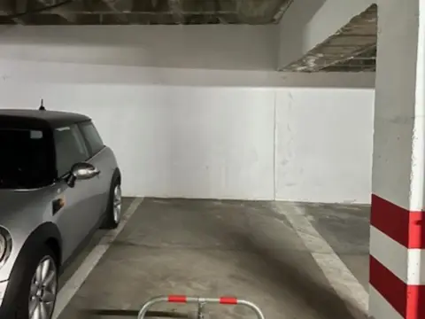 Garaje en calle Montebravo, 4