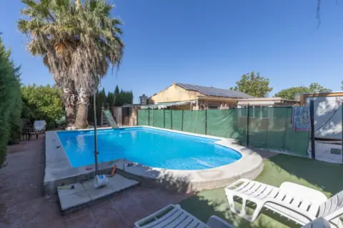 Chalet en Carretera Aeropuerto