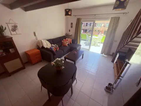 Dúplex en calle de Uruguay