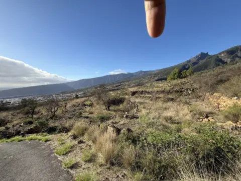 Terreno en Camino de las Montesinas