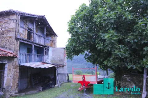 Casa en calle Terreno