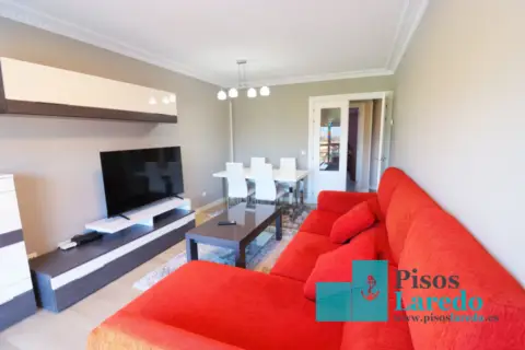 Piso en calle Quinta, 21