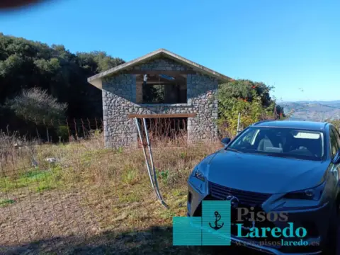 Finca rústica en Barrio de la Carasa