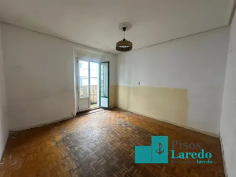 Piso en calle de Rentería Reyes