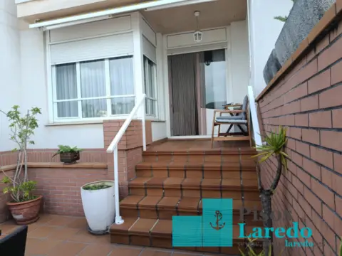 Chalet adosado en Avenida de los Derechos Humanos