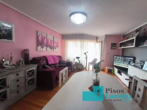 Piso en calle de Ria del Asón