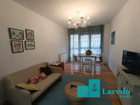 Piso en calle Pelegrín, nº 31