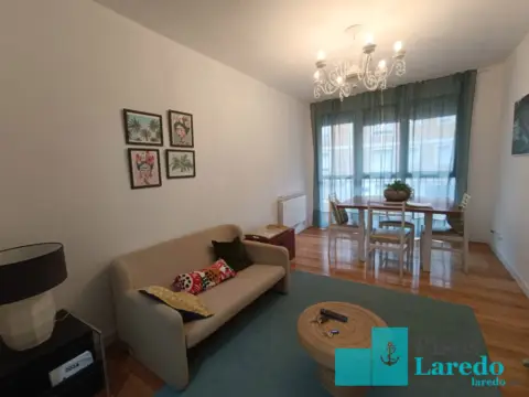 Piso en calle Pelegrín, nº 31