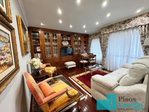 Piso en calle del Marqués de Valdecilla, 8