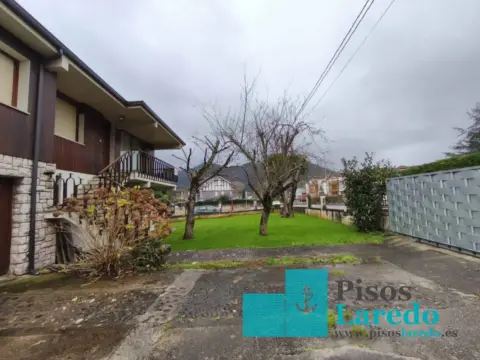 Casa en calle de la Mies