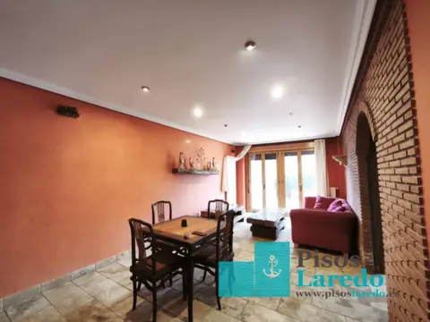 Piso en calle de Cándida Salcines