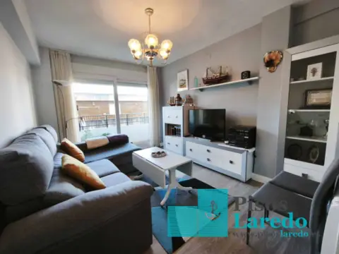 Piso en Avenida de la Libertad, 3