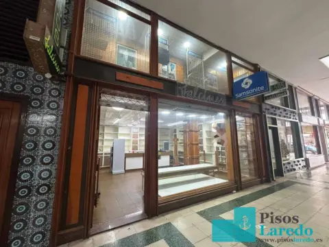 Local comercial en calle de López Seña