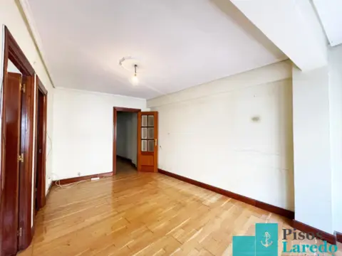 Piso en calle de Rentería Reyes