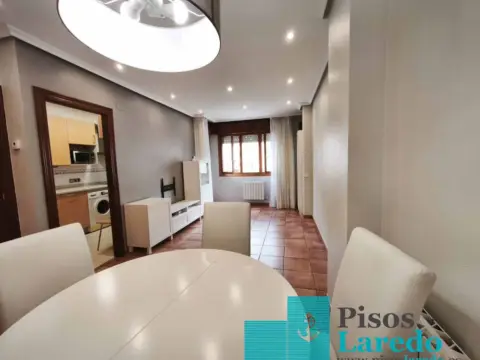 Piso en Barrio Badames, 1