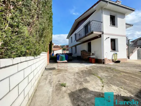 Casa en Barrio de Pomar