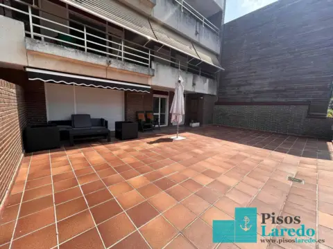 Piso en calle del Comandante Villar, 3