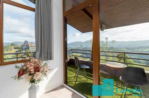 Apartamento en calle La Aparecida, nº 1